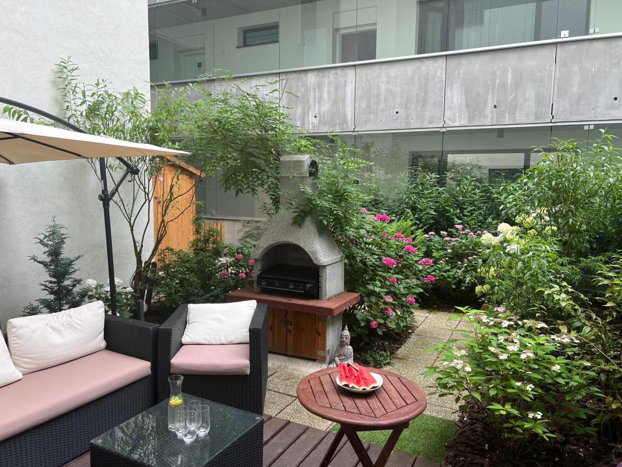 Forest Park Garden Apartment Bratislava Exteriör bild