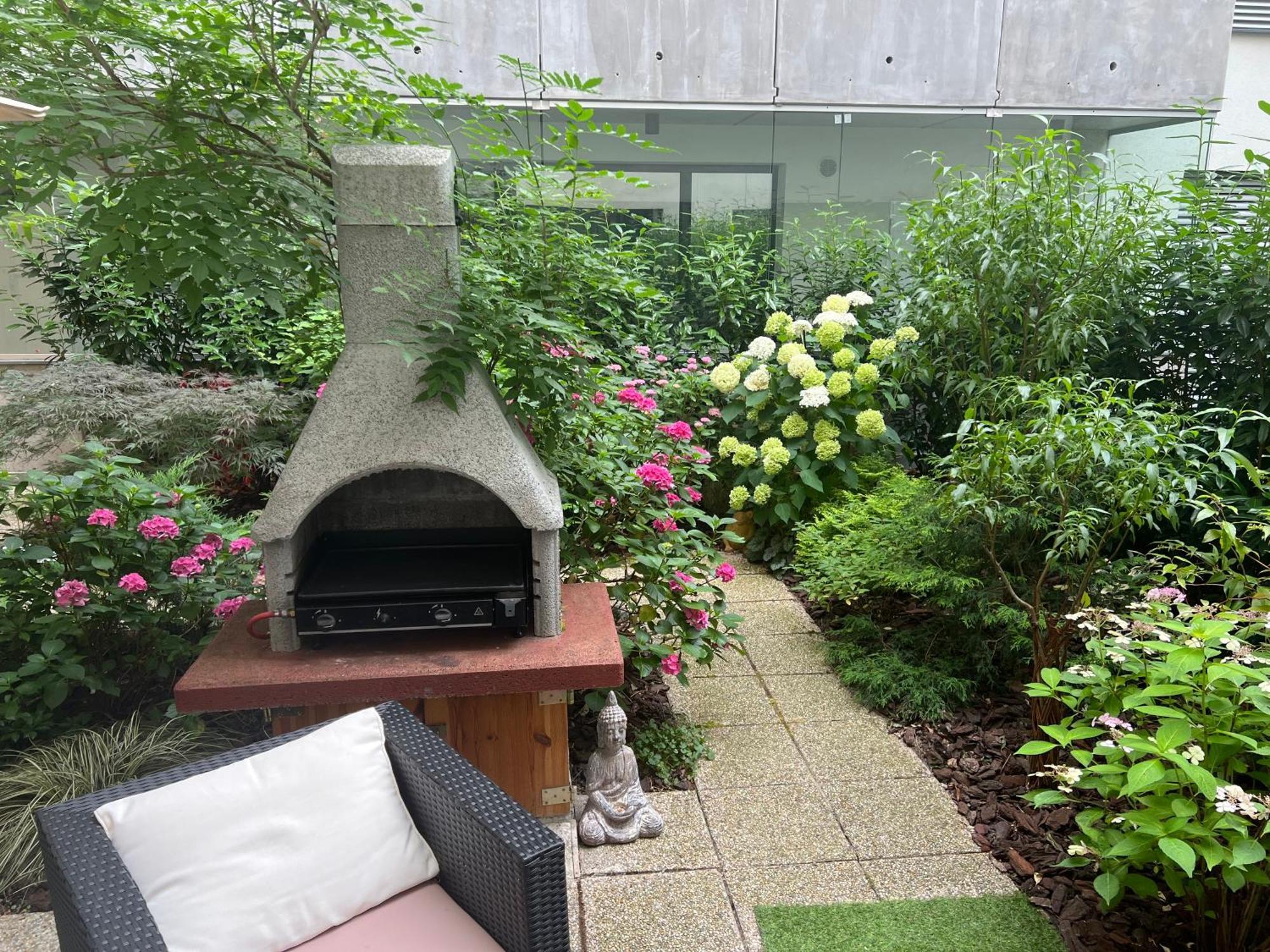 Forest Park Garden Apartment Bratislava Exteriör bild